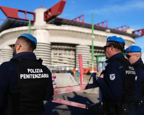 Escândalo em Milão: Jogadores de AC Milan e Inter sob Investigação por Esquema de Prostituição de Luxo e Uso de ‘Gás do Riso’