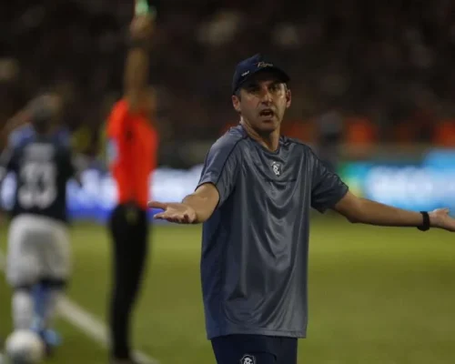 Condé aponta falta de eficiência e improvisos após nova derrota do Remo