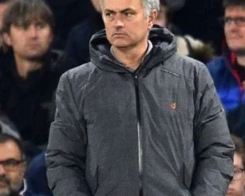 Mourinho é o candidato preferido de Florentino Pérez para comandar o Real Madrid, diz site
