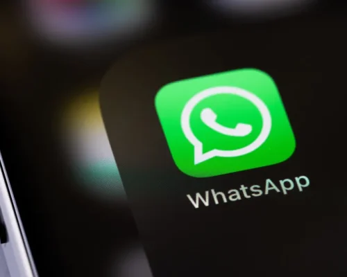 WhatsApp Adota Visual Inspirado no iOS: O Que Muda na Interface do Seu App de Mensagens? Descubra as Novas Cores e Botões!