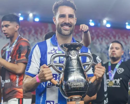 Ítalo vive melhor fase no Paysandu e já ameaça recorde pessoal de gols