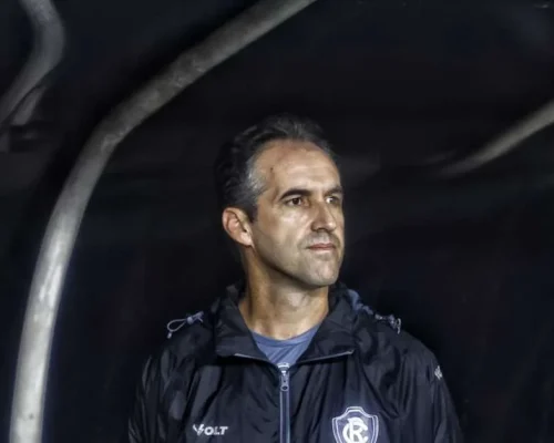 Léo Condé exalta atuação do Remo após classificação sobre o Bahia na Copa do Brasil
