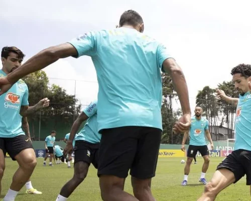 Seleção chega à Granja Comary com Neymar para abrir os trabalhos