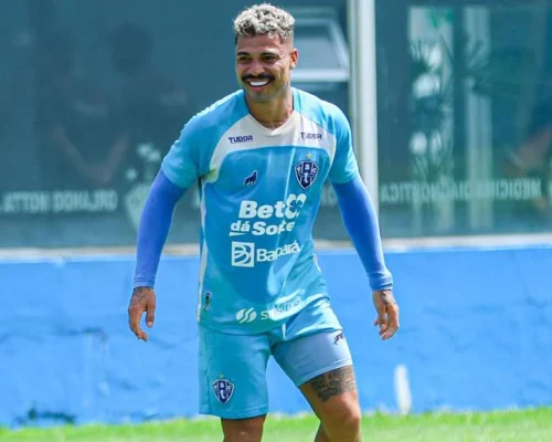 Marcinho vê Paysandu fortalecido para duelo com o Ypiranga e cobra volta do