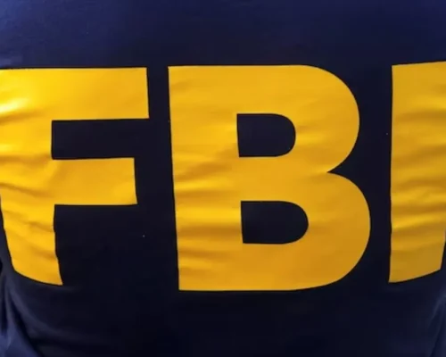 FBI mobiliza força-tarefa para investigar eleição de 2020 na Geórgia após pressão de Trump