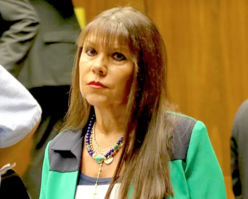 Senadora paraguaia dobra aposta em ataques racistas contra Mbappé