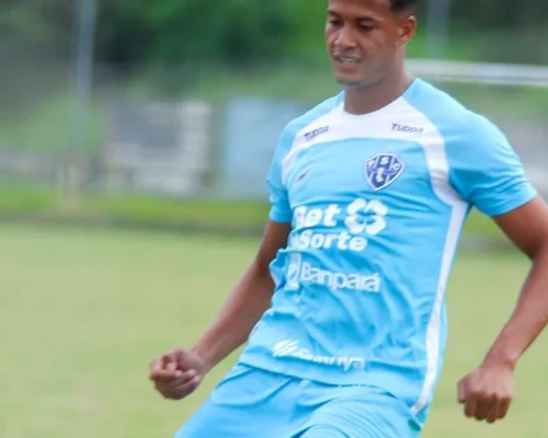 Yarley celebra sequência no Paysandu e mira acesso: