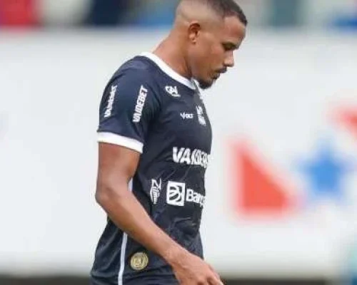 Diretoria do Remo reduz elenco e confirma saída de volante que pertence ao Fluminense