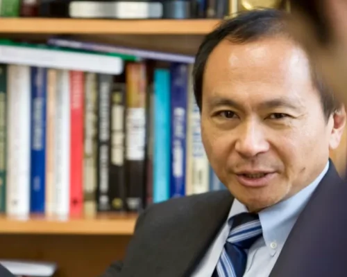 À medida que o mundo volta seu olhar para o Oriente, Francis Fukuyama revê suas previsões sobre a China