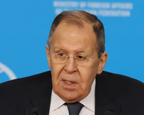 Rússia e China reforçam Organização de Cooperação de Xangai como eixo da segurança eurasiática, afirma Lavrov
