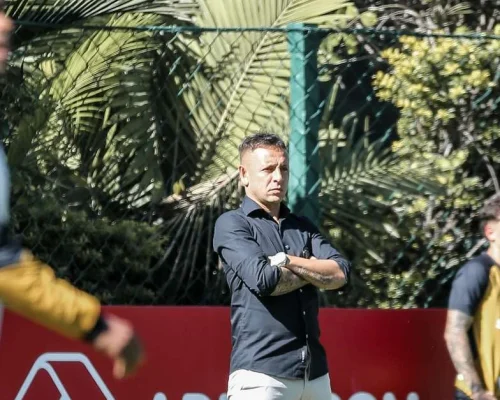 Rafinha é promovido a executivo de futebol no São Paulo: