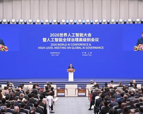China anuncia 5 mil vagas em IA para países em desenvolvimento e reforça cooperação com o BRICS