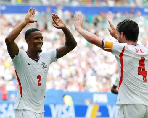 Inglaterra vence França por 6 a 4 em decisão do terceiro lugar da Copa