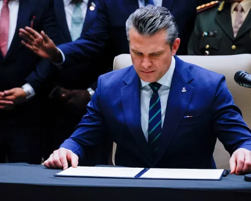 Senadores questionam estratégia de Trump na guerra ao Irã e detonam Hegseth: ‘o senhor é um fracasso’