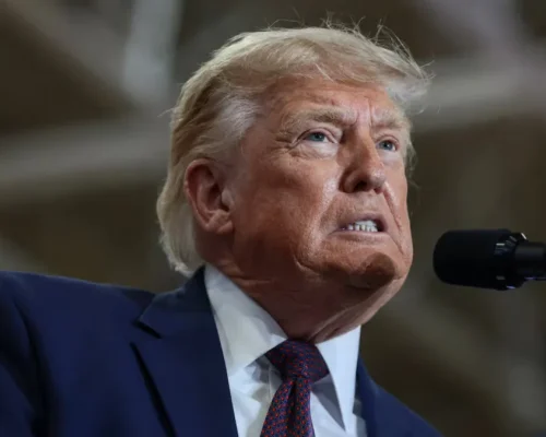 Trump anuncia acordo para desarmar Hamas e promete nova administração palestina em Gaza