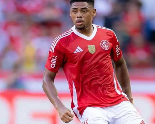 STJD concede efeito suspensivo, e Victor Gabriel fica liberado para voltar a jogar pelo Inter