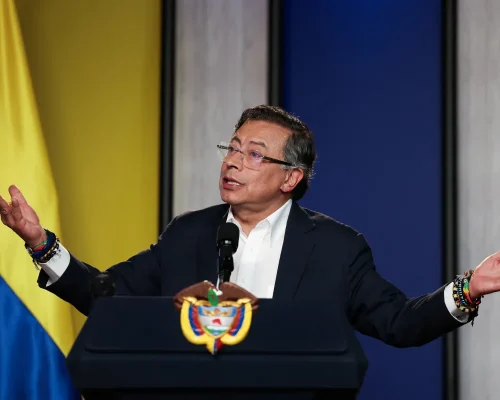 Petro acusa fraude eleitoral com software israelense nas eleições colombianas