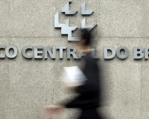 Focus coloca Selic abaixo de 14% no horizonte