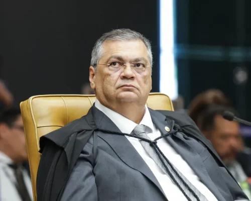 Flávio Dino será relator de pedido da PF para abertura de terceiro inquérito sobre Fábio Luís Lula da Silva