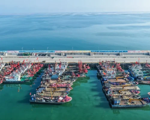 Províncias do leste da China aceleram preparativos para a chegada do tufão Dolphin