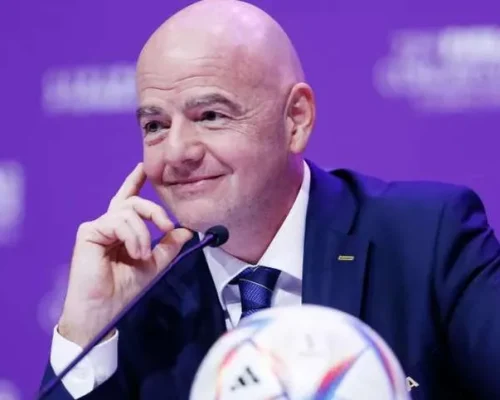 Estados Unidos e Canadá isolam México na crise da Fifa e se unem à Uefa contra Infantino