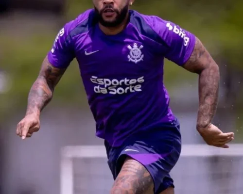 Renovação de Memphis: Stabile aguarda aval de conselheiros do Corinthians sobre nova tentativa