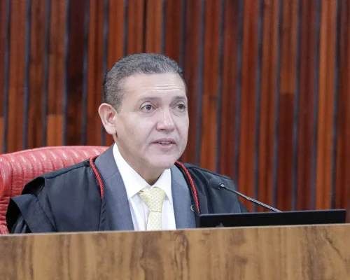 Nunes Marques defende segurança das urnas eletrônicas e convoca população a votar em outubro
