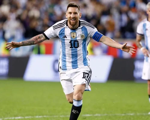 Argentina homenageia Messi após anúncio de aposentadoria da seleção: